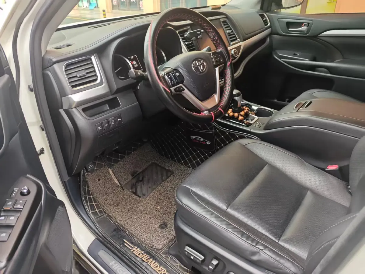 2019 Lincoln MKC 2.0T 203HP L4 6AT,autocango,china used car exporter,china ev exporter,chinese used car exporter,chinese used ev exporter