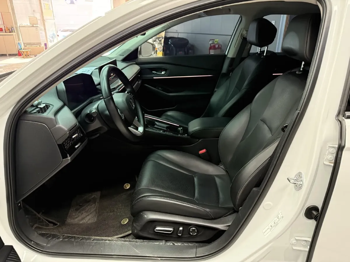 2023 Honda Accord 1.5T 192HP L4 CVT,autocango,china used car exporter,china ev exporter,chinese used car exporter,chinese used ev exporter