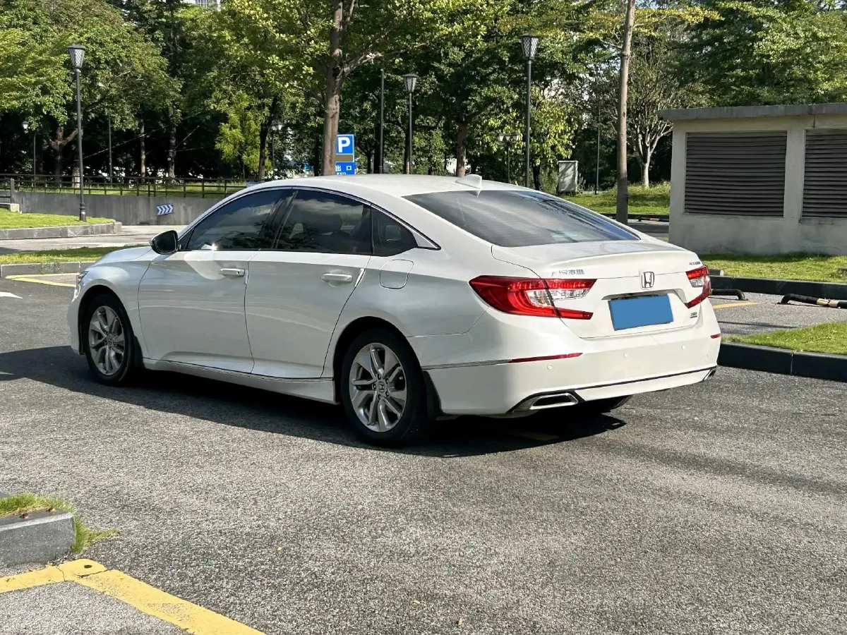2018 Honda Accord 1.5T 194HP L4 CVT,autocango,china used car exporter,china ev exporter,chinese used car exporter,chinese used ev exporter