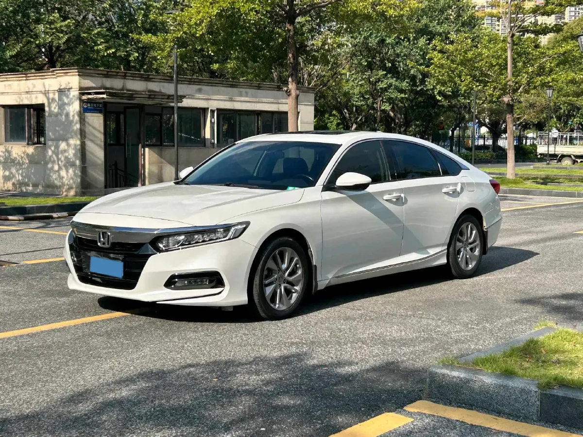 2018 Honda Accord 1.5T 194HP L4 CVT,autocango,china used car exporter,china ev exporter,chinese used car exporter,chinese used ev exporter