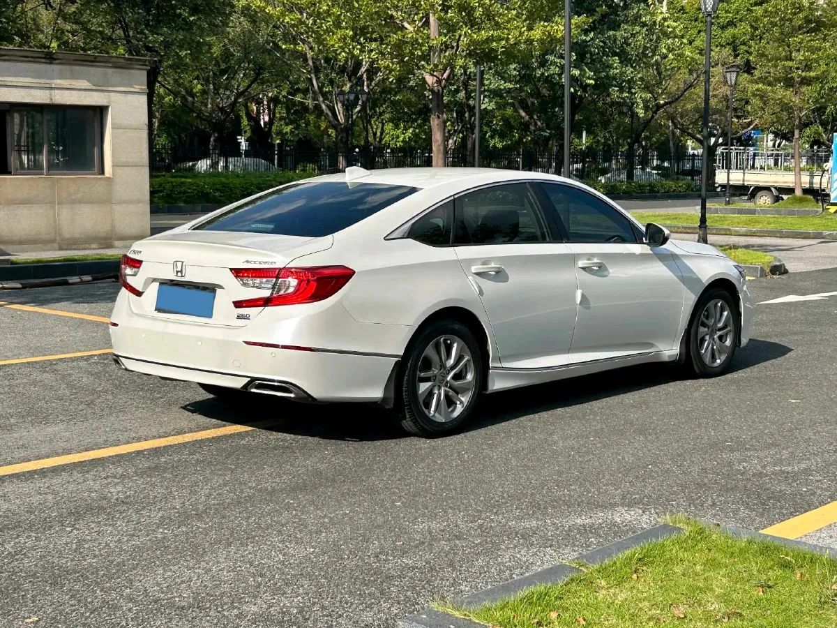 2018 Honda Accord 1.5T 194HP L4 CVT,autocango,china used car exporter,china ev exporter,chinese used car exporter,chinese used ev exporter