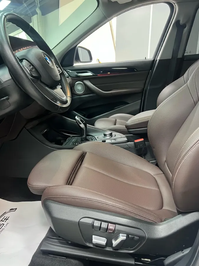 2022 BMW X1 1.5T 140HP L3 7DCT,autocango,china used car exporter,china ev exporter,chinese used car exporter,chinese used ev exporter