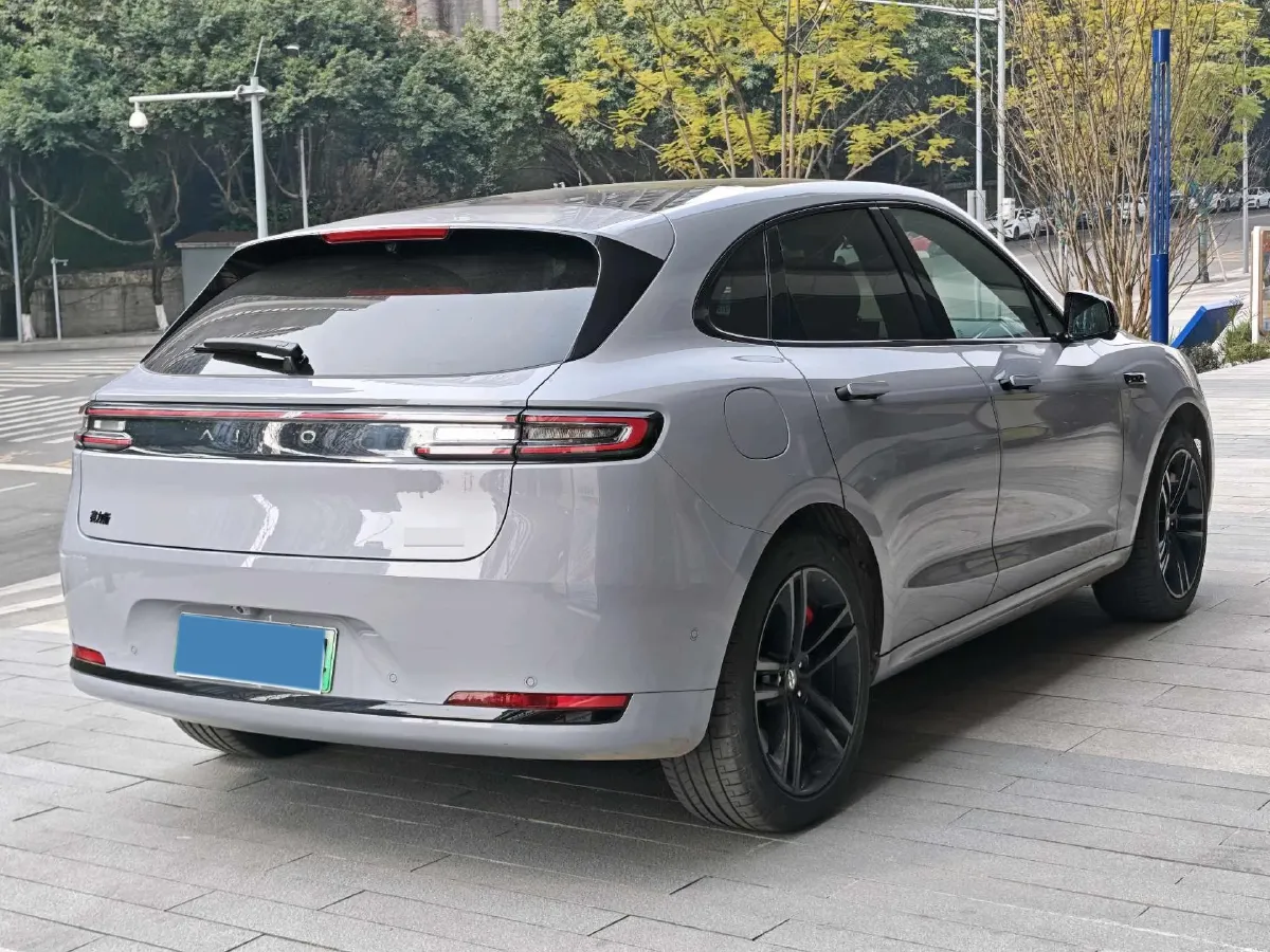 2025 AITO AITO M5 1.5T 152HP L4 REEV 42KWH,autocango,china used car exporter,china ev exporter,chinese used car exporter,chinese used ev exporter