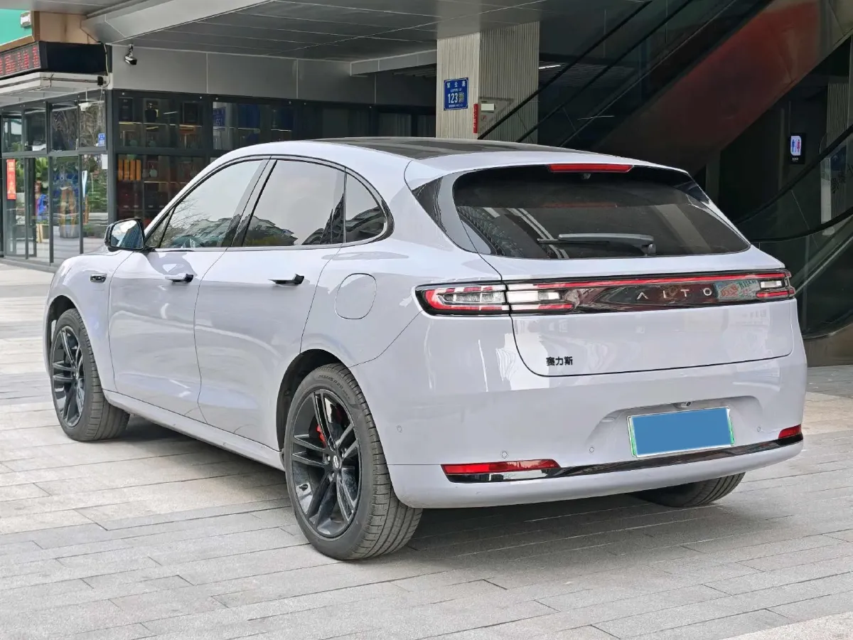 2025 AITO AITO M5 1.5T 152HP L4 REEV 42KWH,autocango,china used car exporter,china ev exporter,chinese used car exporter,chinese used ev exporter
