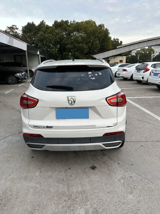 2017 HaiMa S5 Young Edition 1.6L 122HP L4 5MT,autocango,china used car exporter,china ev exporter,chinese used car exporter,chinese used ev exporter