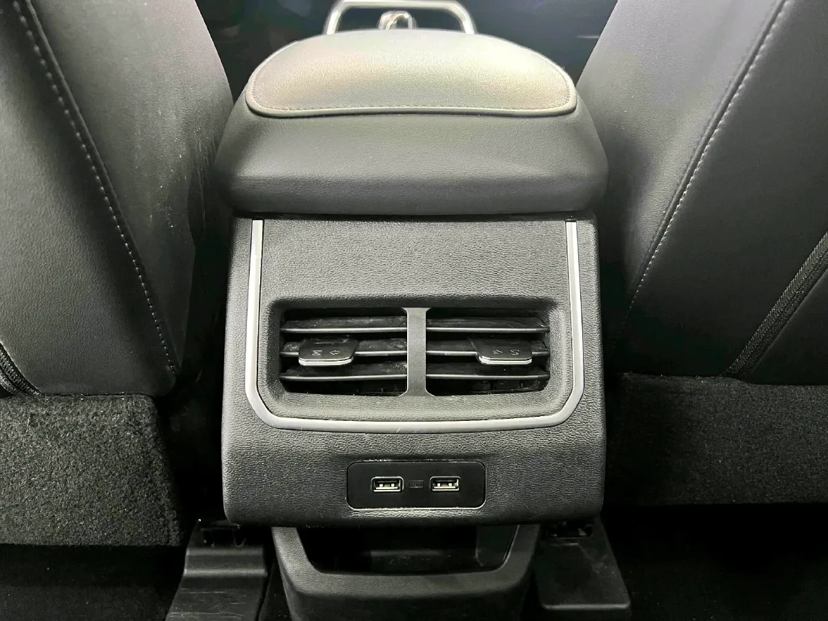 2021 Haval H6 1.5T 150HP L4 7DCT,autocango,china used car exporter,china ev exporter,chinese used car exporter,chinese used ev exporter