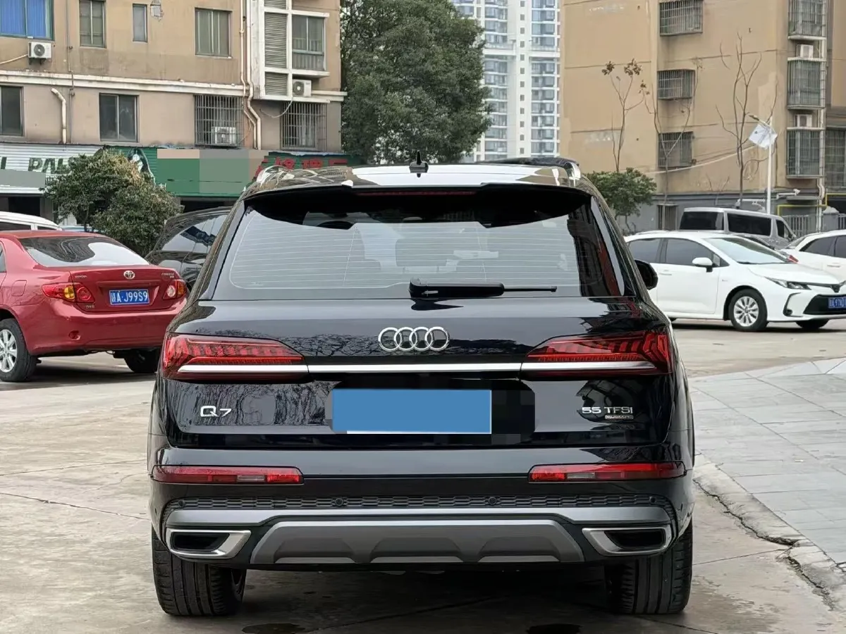 2021 Audi Q7 3.0T 340HP V6 8AT,autocango,china used car exporter,china ev exporter,chinese used car exporter,chinese used ev exporter