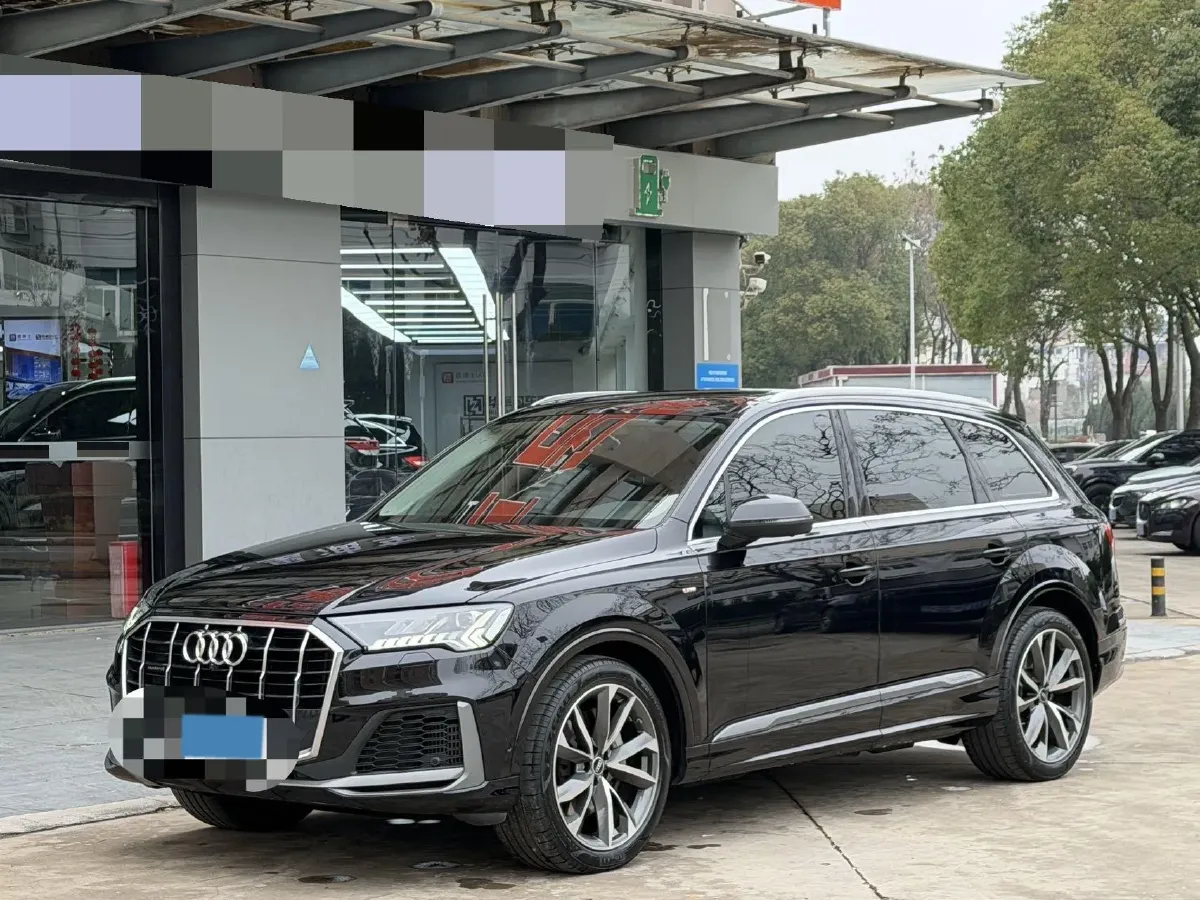 2021 Audi Q7 3.0T 340HP V6 8AT,autocango,china used car exporter,china ev exporter,chinese used car exporter,chinese used ev exporter