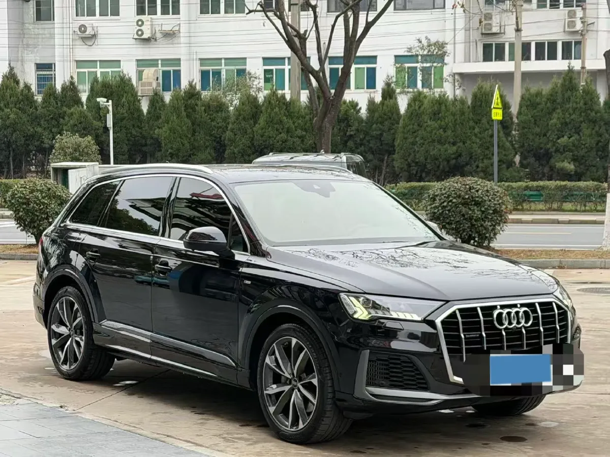 2021 Audi Q7 3.0T 340HP V6 8AT,autocango,china used car exporter,china ev exporter,chinese used car exporter,chinese used ev exporter