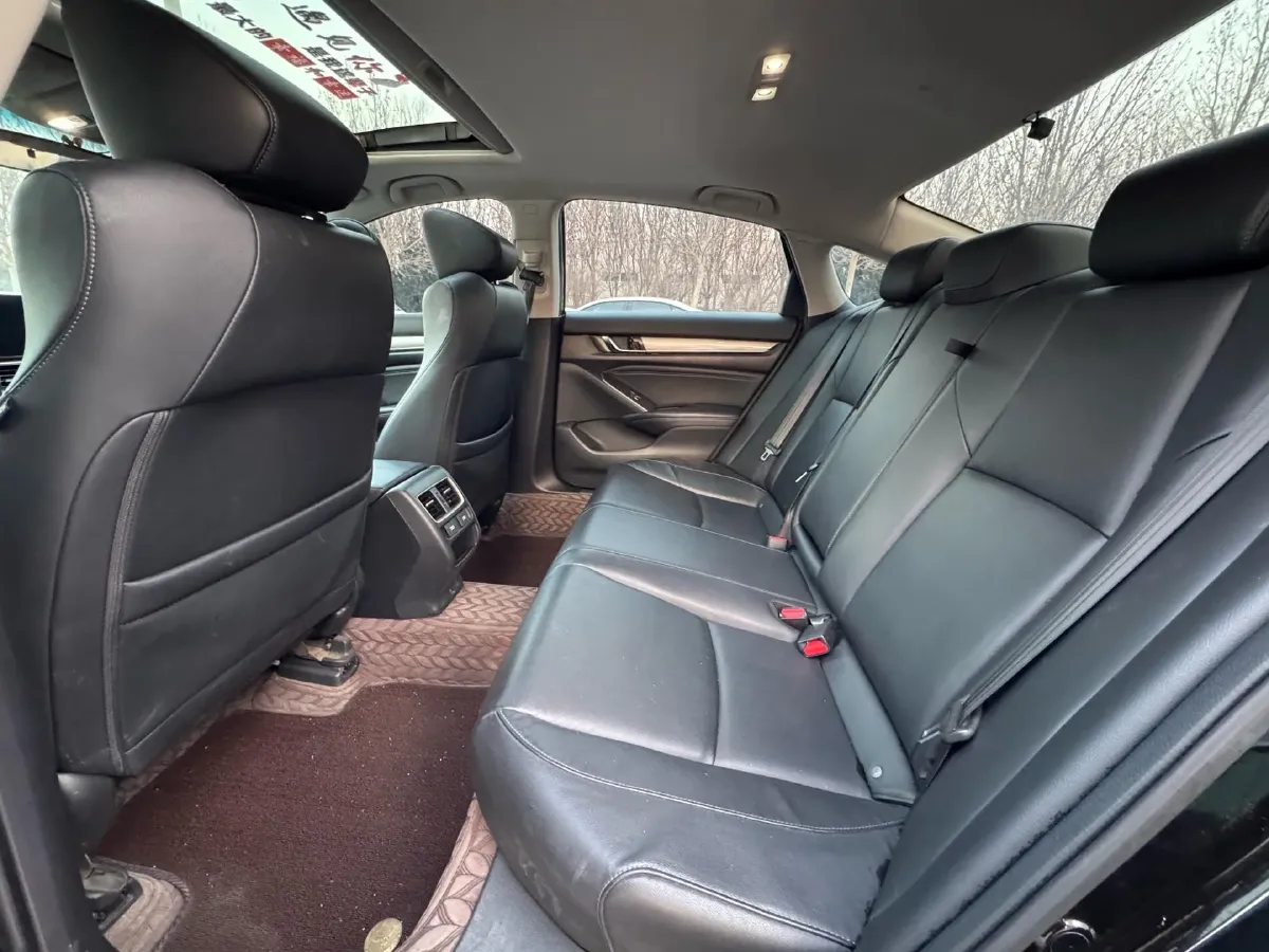 2022 Honda Accord 1.5T 194HP L4 CVT,autocango,china used car exporter,china ev exporter,chinese used car exporter,chinese used ev exporter