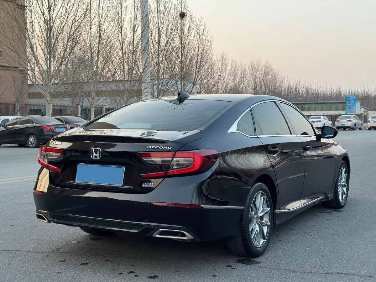 2022 Honda Accord 1.5T 194HP L4 CVT,autocango,china used car exporter,china ev exporter,chinese used car exporter,chinese used ev exporter