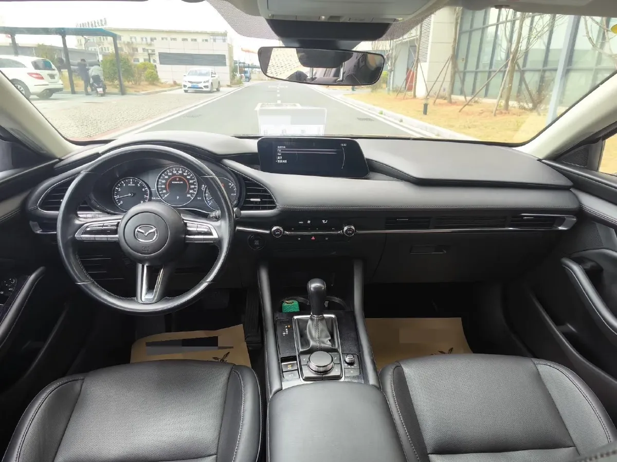 2022 Mazda 3 Axela 2.0L 158HP L4 6AT,autocango,china used car exporter,china ev exporter,chinese used car exporter,chinese used ev exporter
