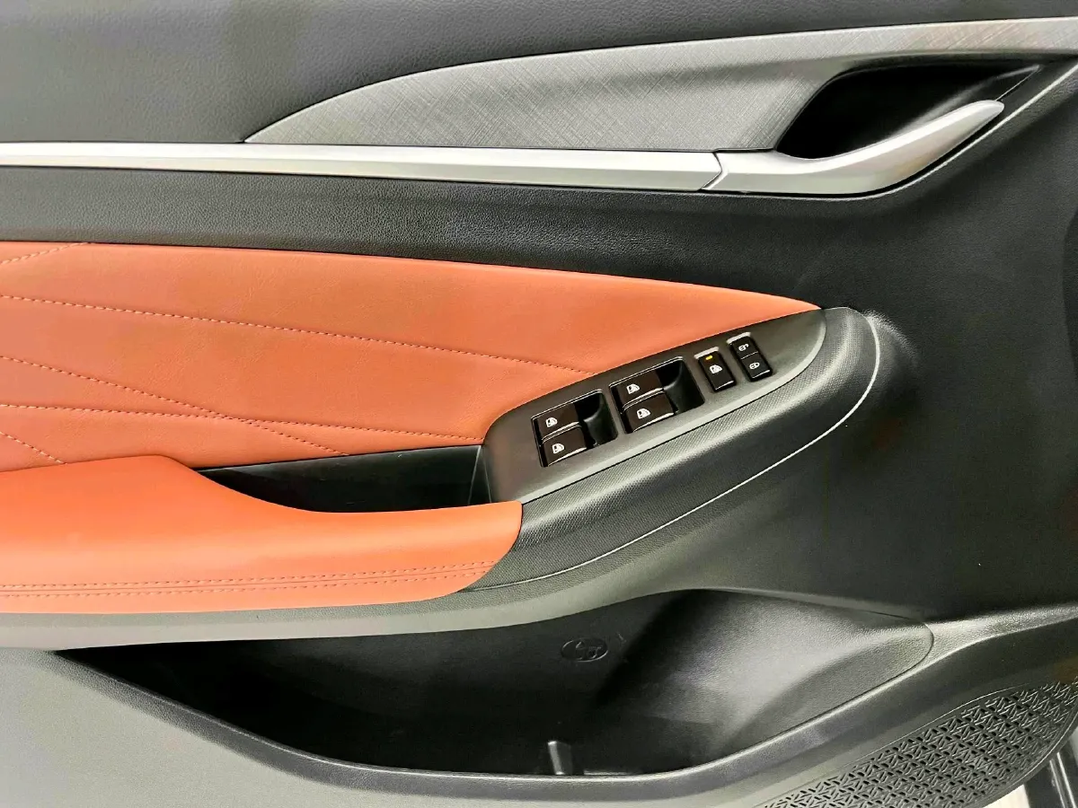 2022 ChangAn Eado 1.4T 160HP L4 7DCT,autocango,china used car exporter,china ev exporter,chinese used car exporter,chinese used ev exporter