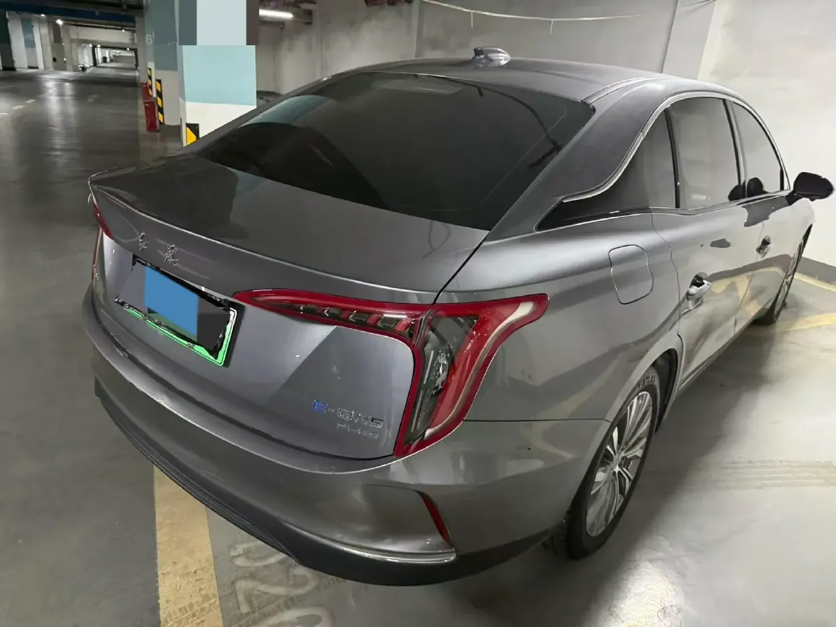 2023 HongQi E-QM5 BEV 82KWH,autocango,china used car exporter,china ev exporter,chinese used car exporter,chinese used ev exporter