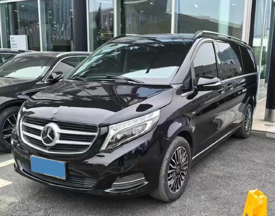 2018 Mercedes-Benz V Class 2.0T 211HP L4 7AT,autocango,china used car exporter,china ev exporter,chinese used car exporter,chinese used ev exporter