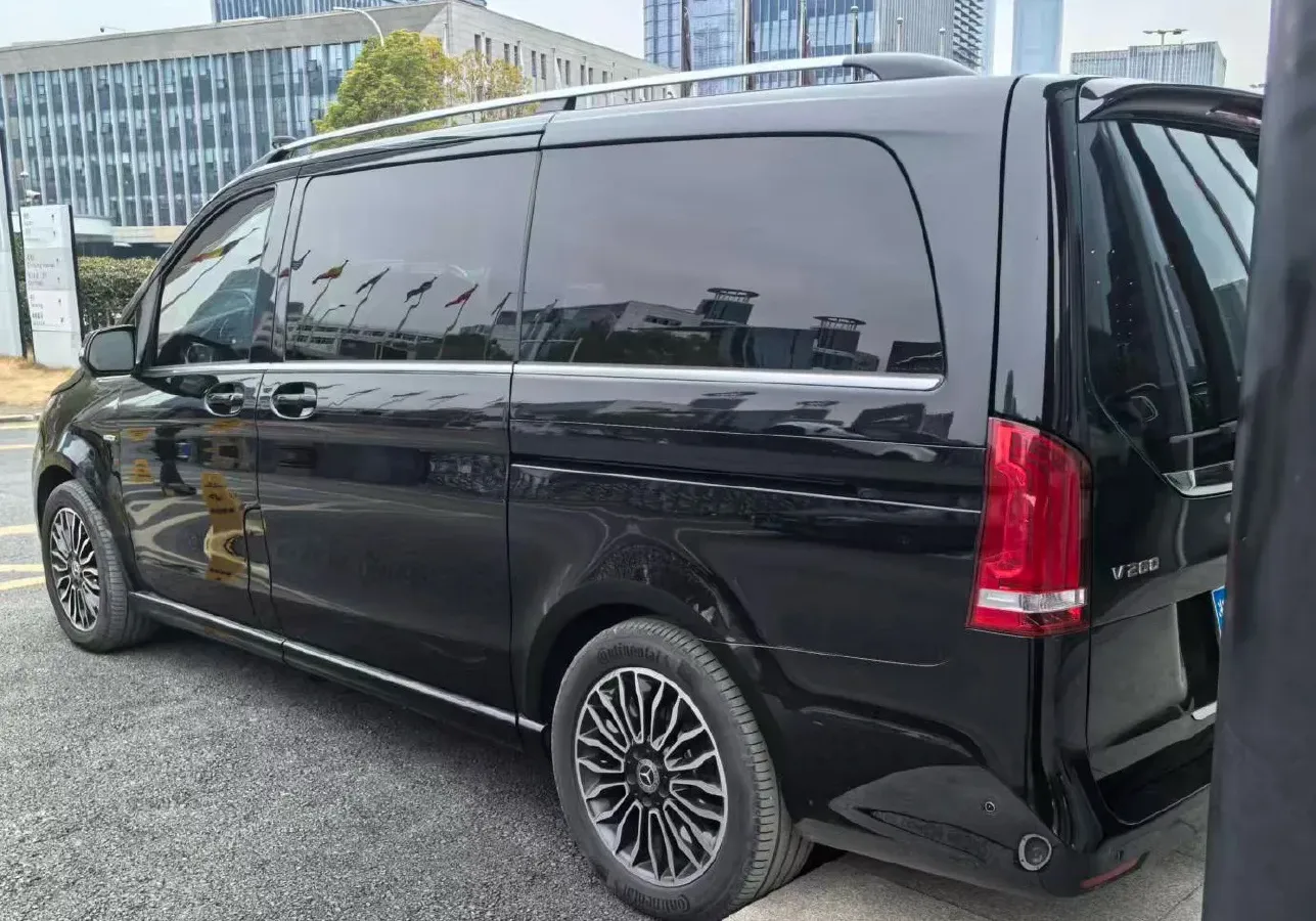 2018 Mercedes-Benz V Class 2.0T 211HP L4 7AT,autocango,china used car exporter,china ev exporter,chinese used car exporter,chinese used ev exporter