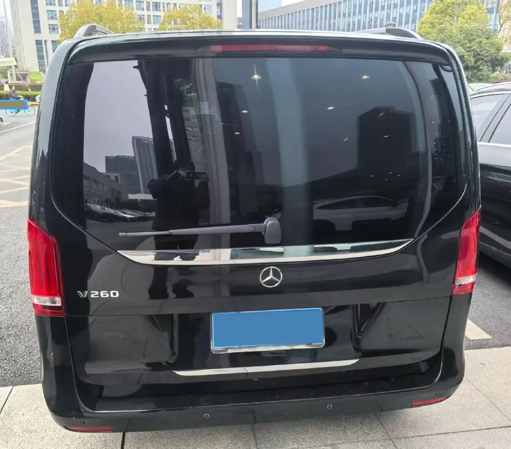 2018 Mercedes-Benz V Class 2.0T 211HP L4 7AT,autocango,china used car exporter,china ev exporter,chinese used car exporter,chinese used ev exporter