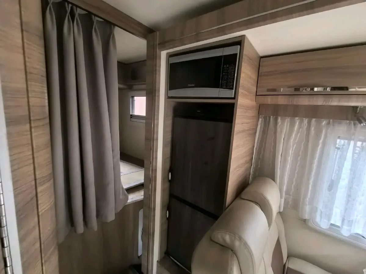 2021 Mercedes-Benz GLE Class 2.0T 258HP L4 9AT,autocango,china used car exporter,china ev exporter,chinese used car exporter,chinese used ev exporter