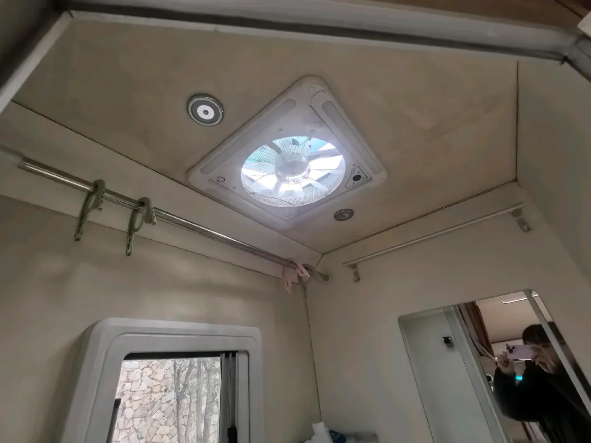 2021 Mercedes-Benz GLE Class 2.0T 258HP L4 9AT,autocango,china used car exporter,china ev exporter,chinese used car exporter,chinese used ev exporter