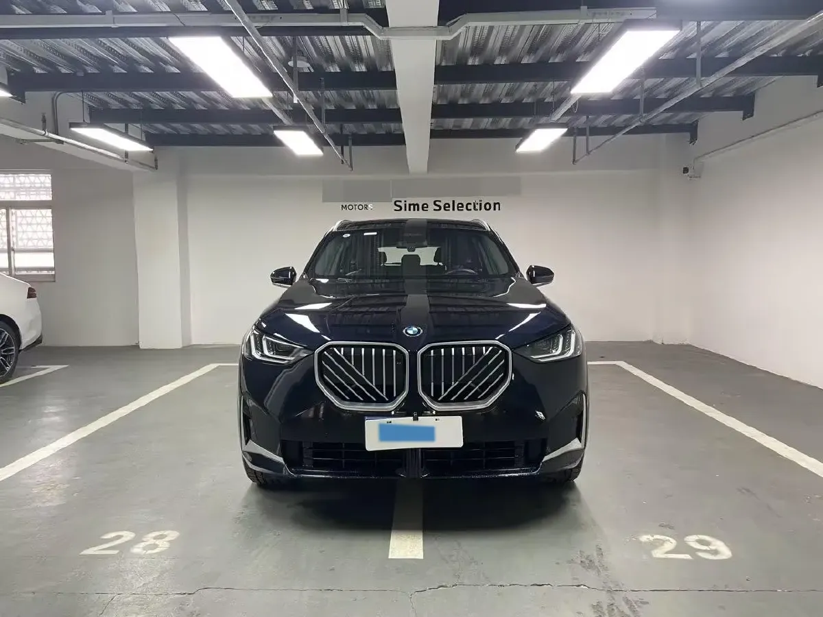 2025 BMW X3 2.0T 258HP L4 8AT,autocango,china used car exporter,china ev exporter,chinese used car exporter,chinese used ev exporter
