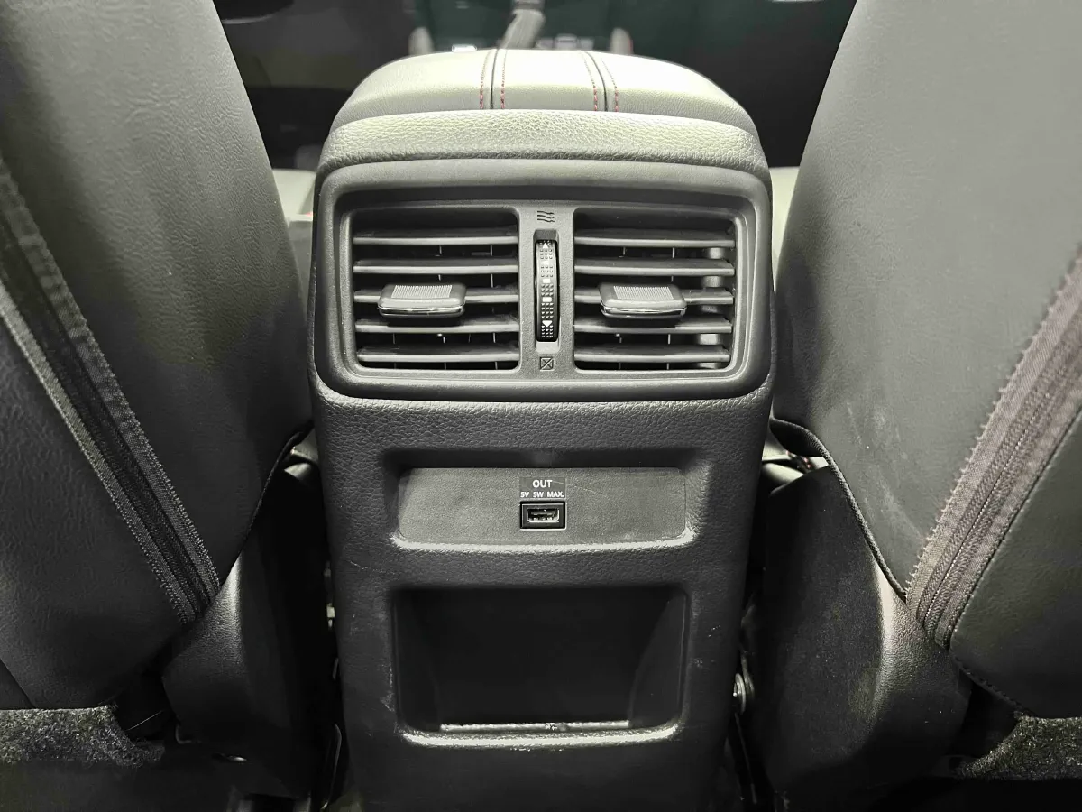 2022 Nissan Qashqai 2.0L 151HP L4 CVT,autocango,china used car exporter,china ev exporter,chinese used car exporter,chinese used ev exporter