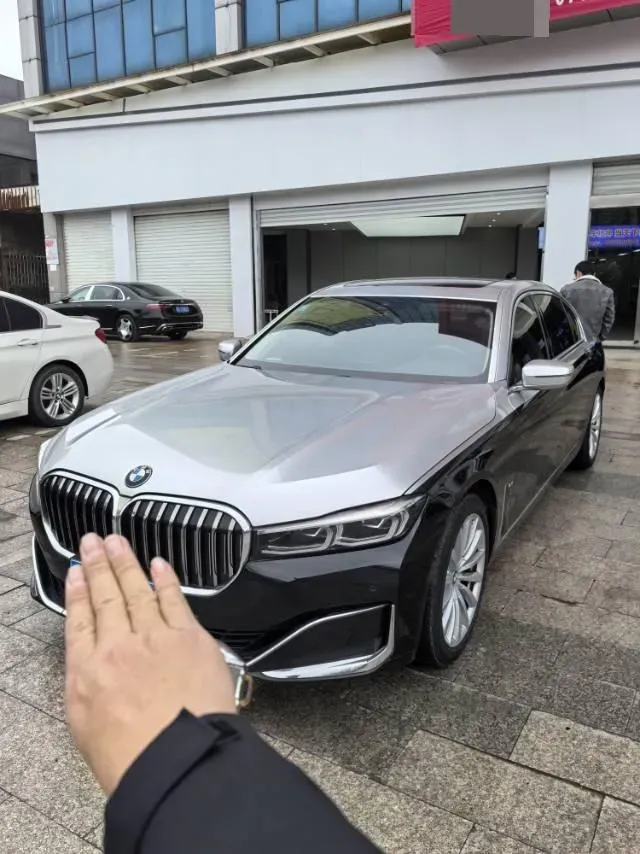 2019 BMW 7 Series 2.0T 265HP L4 8AT,autocango,china used car exporter,china ev exporter,chinese used car exporter,chinese used ev exporter