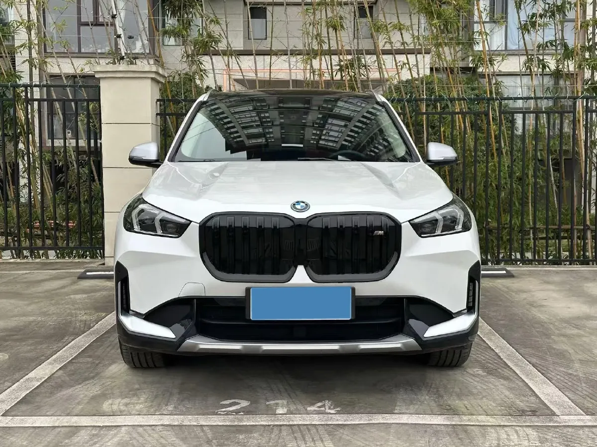 2023 BMW iX1 BEV,autocango,china used car exporter,china ev exporter,chinese used car exporter,chinese used ev exporter