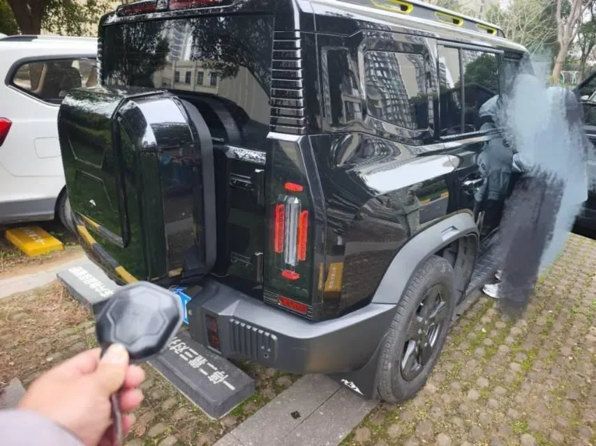 2023 Jetour Traveller 1.5T 184HP L4 7DCT,autocango,china used car exporter,china ev exporter,chinese used car exporter,chinese used ev exporter