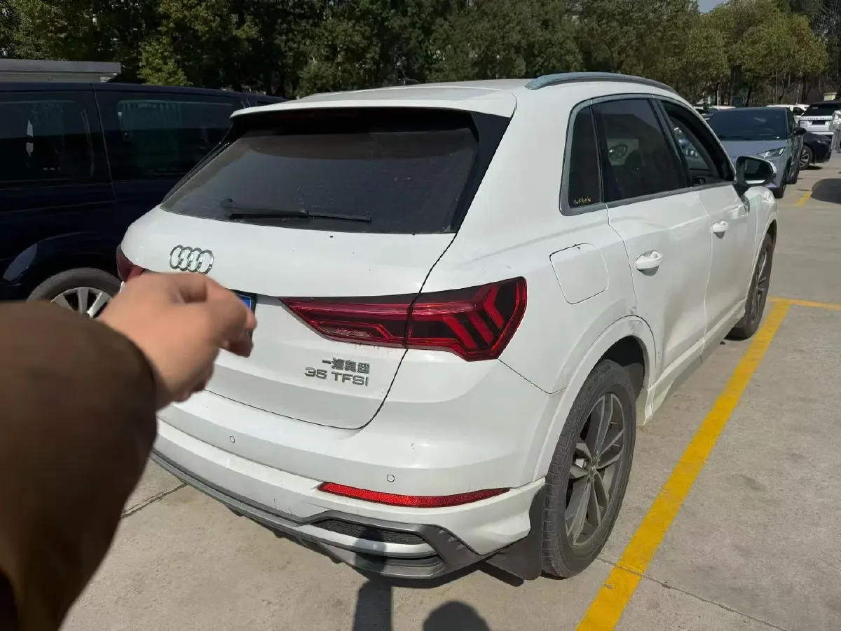 2021 Audi Q3 1.4T 150HP L4 7DCT,autocango,china used car exporter,china ev exporter,chinese used car exporter,chinese used ev exporter