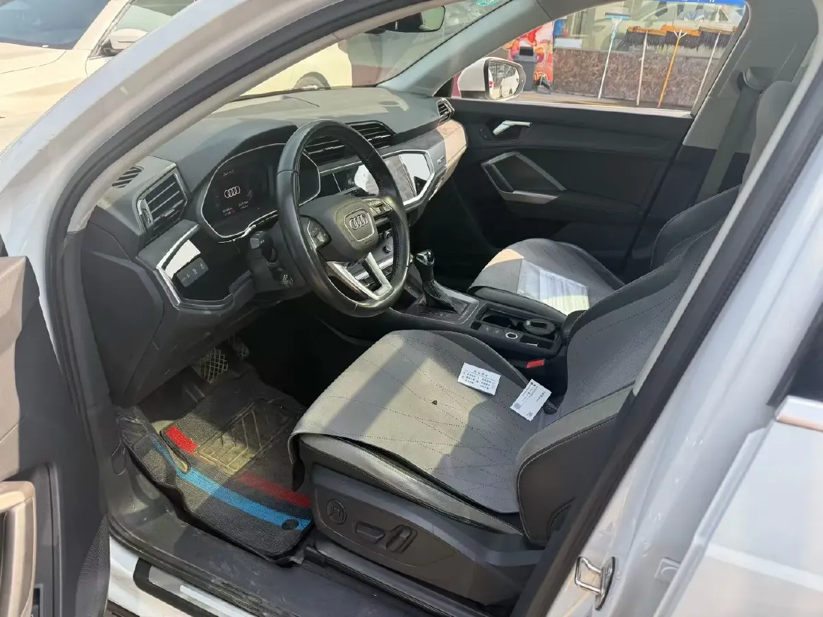 2021 Audi Q3 1.4T 150HP L4 7DCT,autocango,china used car exporter,china ev exporter,chinese used car exporter,chinese used ev exporter