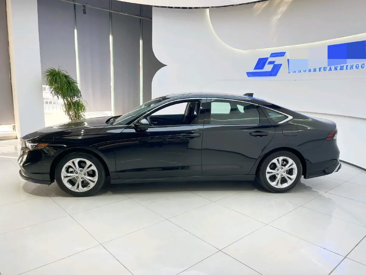 2023 Honda Accord 1.5T 192HP L4 CVT,autocango,china used car exporter,china ev exporter,chinese used car exporter,chinese used ev exporter