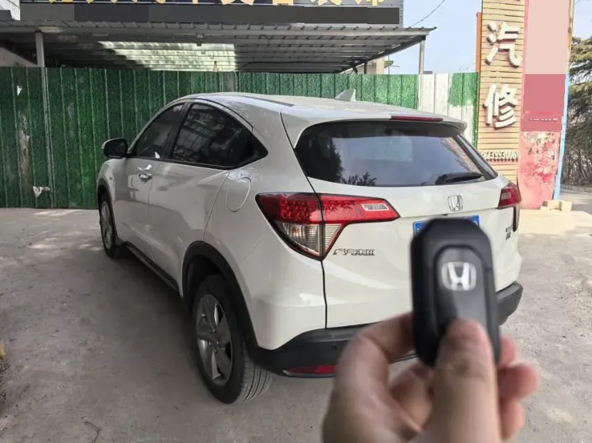 2020 Honda Vezel 1.5T 177HP L4 CVT,autocango,china used car exporter,china ev exporter,chinese used car exporter,chinese used ev exporter