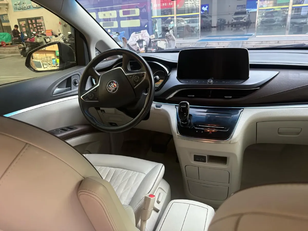 2022 Buick GL8 2.0T 237HP L4 9AT,autocango,china used car exporter,china ev exporter,chinese used car exporter,chinese used ev exporter