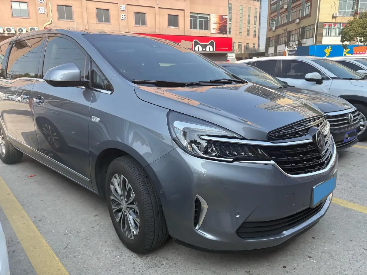 2022 Buick GL8 2.0T 237HP L4 9AT,autocango,china used car exporter,china ev exporter,chinese used car exporter,chinese used ev exporter