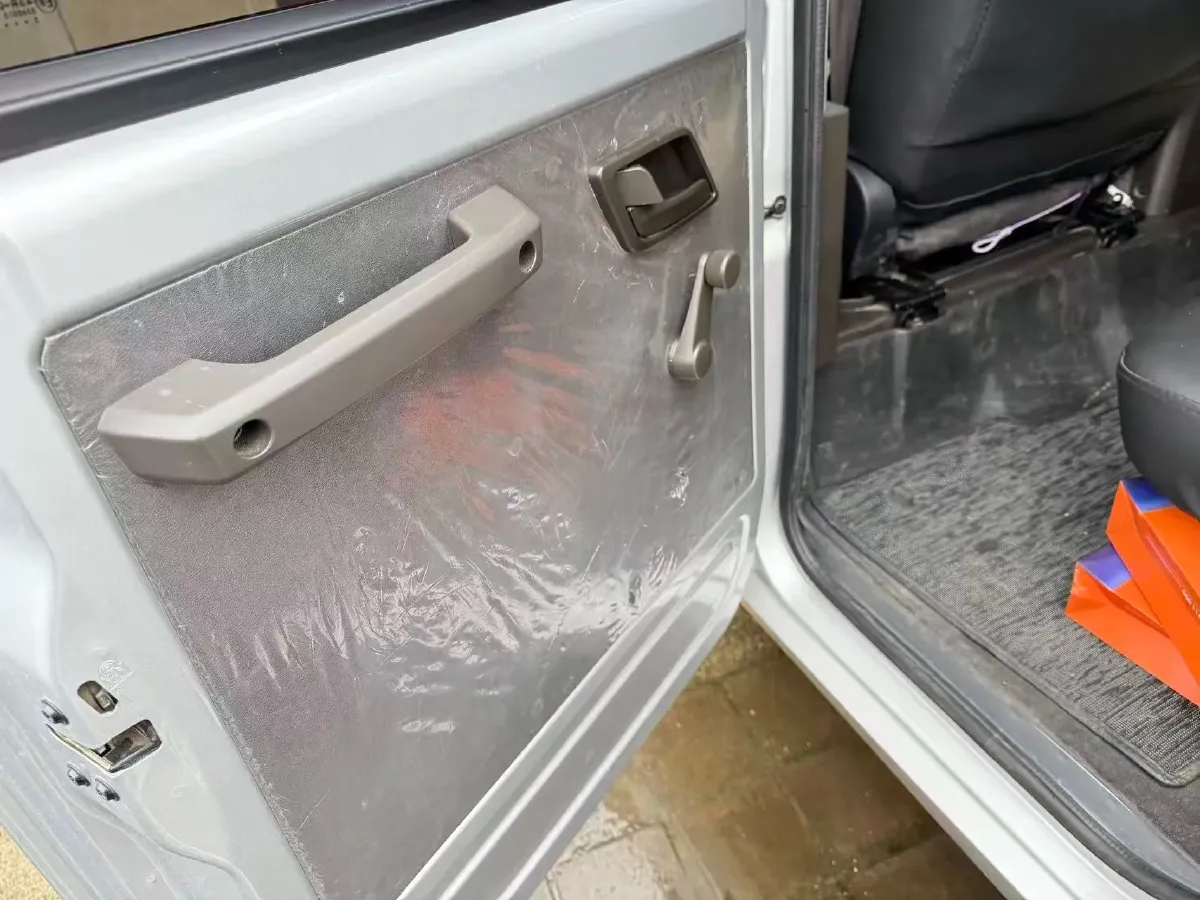 2023 WuLing RongGuang New Truck 1.5L 102HP L4 5MT,autocango,china used car exporter,china ev exporter,chinese used car exporter,chinese used ev exporter