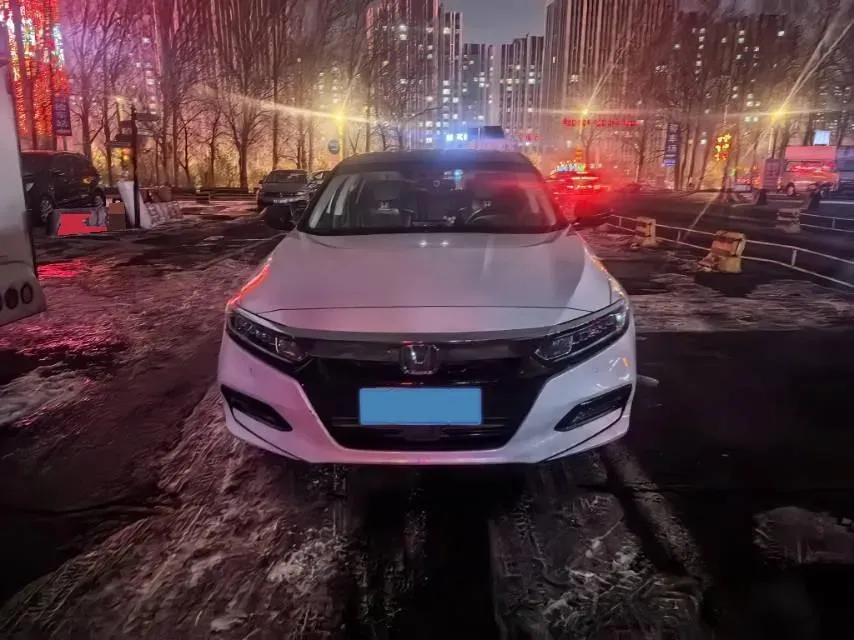 2021 Honda Accord 1.5T 194HP L4 CVT,autocango,china used car exporter,china ev exporter,chinese used car exporter,chinese used ev exporter