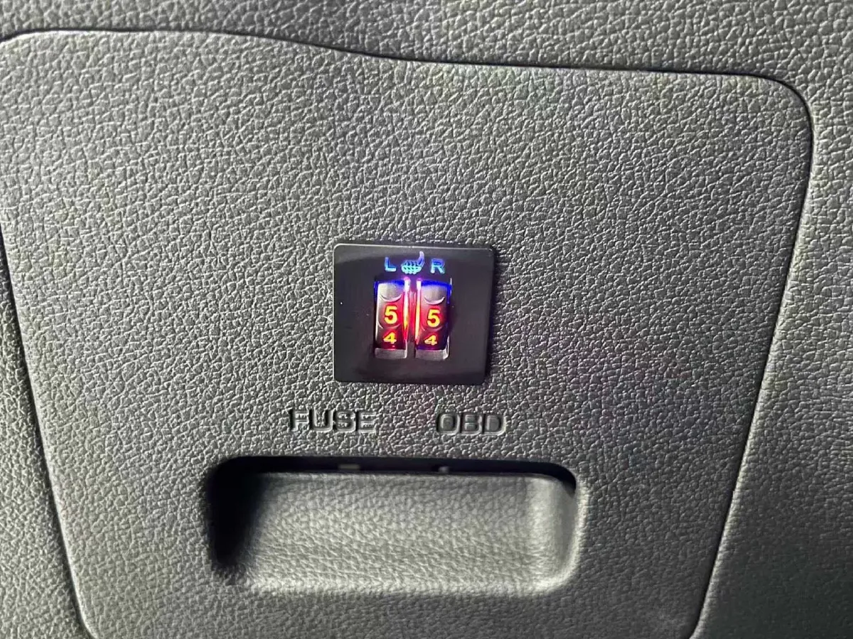 2021 Hyundai ix35 1.4T 140HP L4 7DCT,autocango,china used car exporter,china ev exporter,chinese used car exporter,chinese used ev exporter