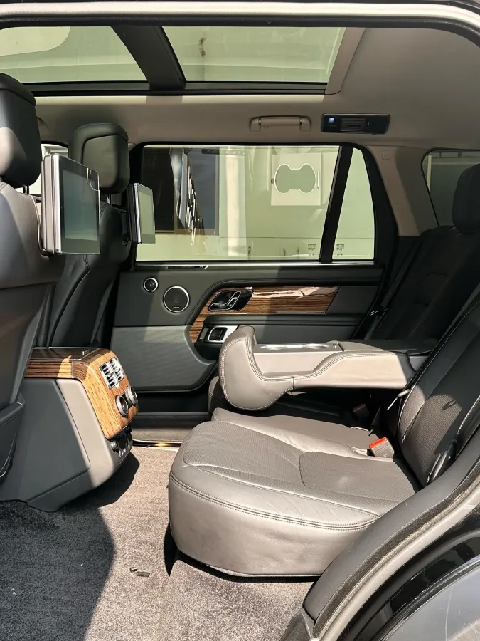2019 Land Rover Range Rover 3.0T 381HP V6 8AT,autocango,china used car exporter,china ev exporter,chinese used car exporter,chinese used ev exporter
