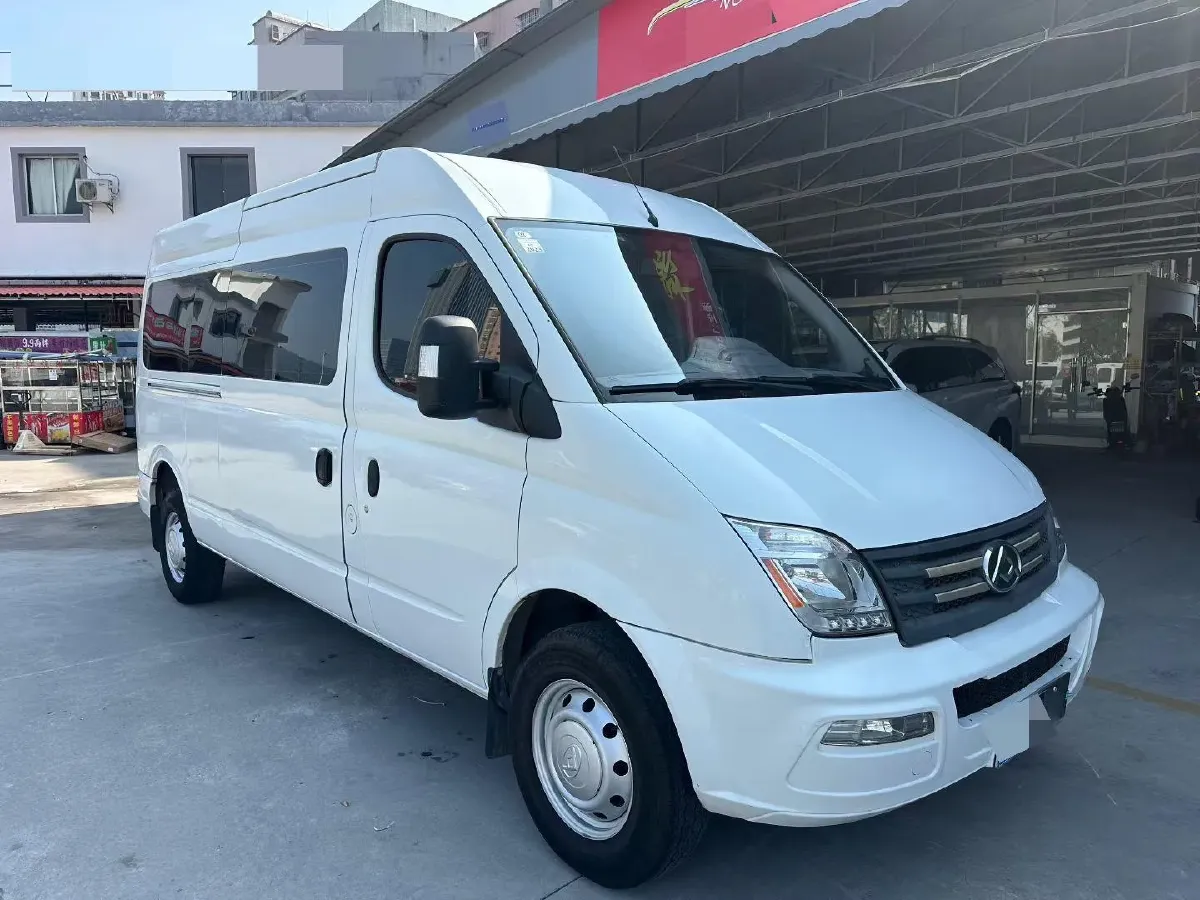 2021 MAXUS XinTu V80 2.0T 127HP L4 6MT,autocango,china used car exporter,china ev exporter,chinese used car exporter,chinese used ev exporter