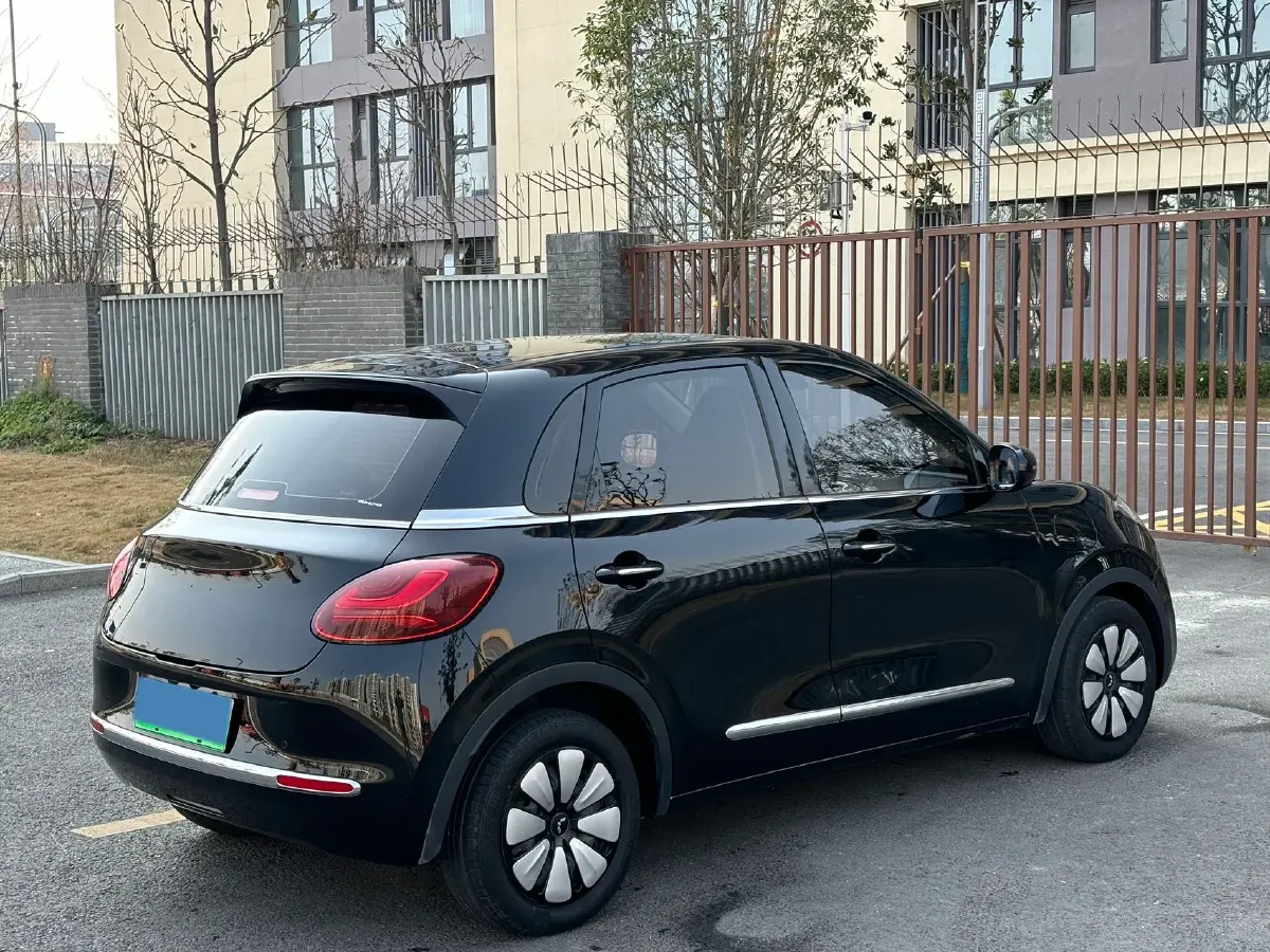 2023 WuLing BinGuo BEV 31.9KWH,autocango,china used car exporter,china ev exporter,chinese used car exporter,chinese used ev exporter