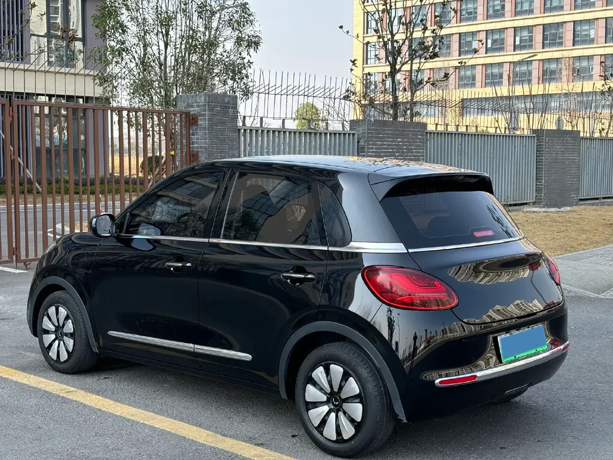 2023 WuLing BinGuo BEV 31.9KWH,autocango,china used car exporter,china ev exporter,chinese used car exporter,chinese used ev exporter