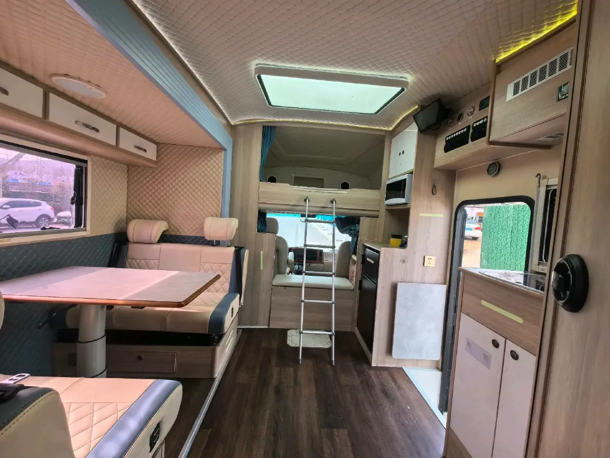 2007 Mitsubishi Pajero 3.8L 237HP V6 5AT,autocango,china used car exporter,china ev exporter,chinese used car exporter,chinese used ev exporter