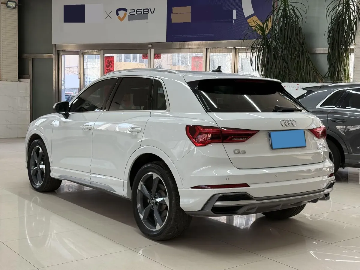 2023 Audi Q3 1.4T 150HP L4 7DCT,autocango,china used car exporter,china ev exporter,chinese used car exporter,chinese used ev exporter
