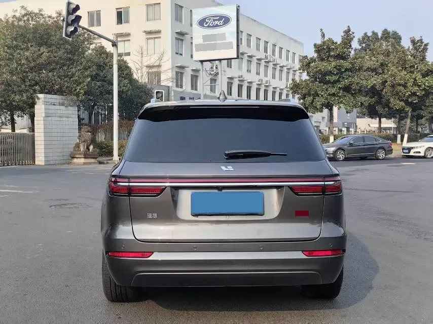 2021 Li ONE Range Extended 131HP REEV 40.5KWH,autocango,china used car exporter,china ev exporter,chinese used car exporter,chinese used ev exporter