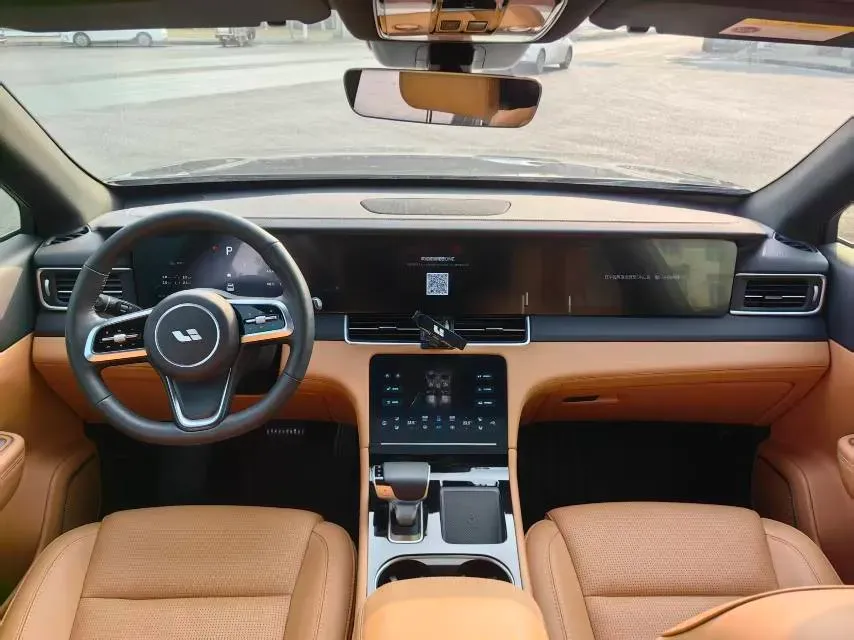 2021 Li ONE Range Extended 131HP REEV 40.5KWH,autocango,china used car exporter,china ev exporter,chinese used car exporter,chinese used ev exporter