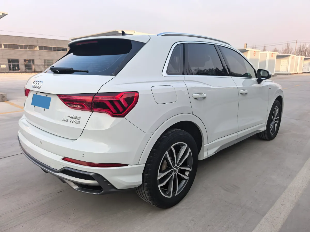 2021 Audi Q3 1.4T 150HP L4 7DCT,autocango,china used car exporter,china ev exporter,chinese used car exporter,chinese used ev exporter