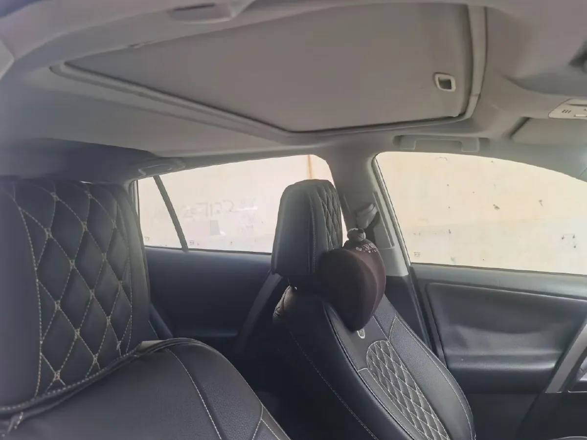 2019 Toyota RAV4 2.0L 151HP L4 CVT,autocango,china used car exporter,china ev exporter,chinese used car exporter,chinese used ev exporter