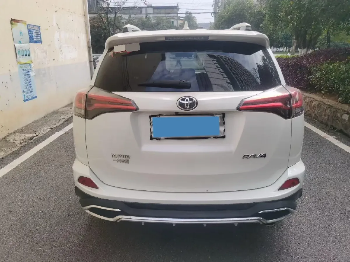 2019 Toyota RAV4 2.0L 151HP L4 CVT,autocango,china used car exporter,china ev exporter,chinese used car exporter,chinese used ev exporter