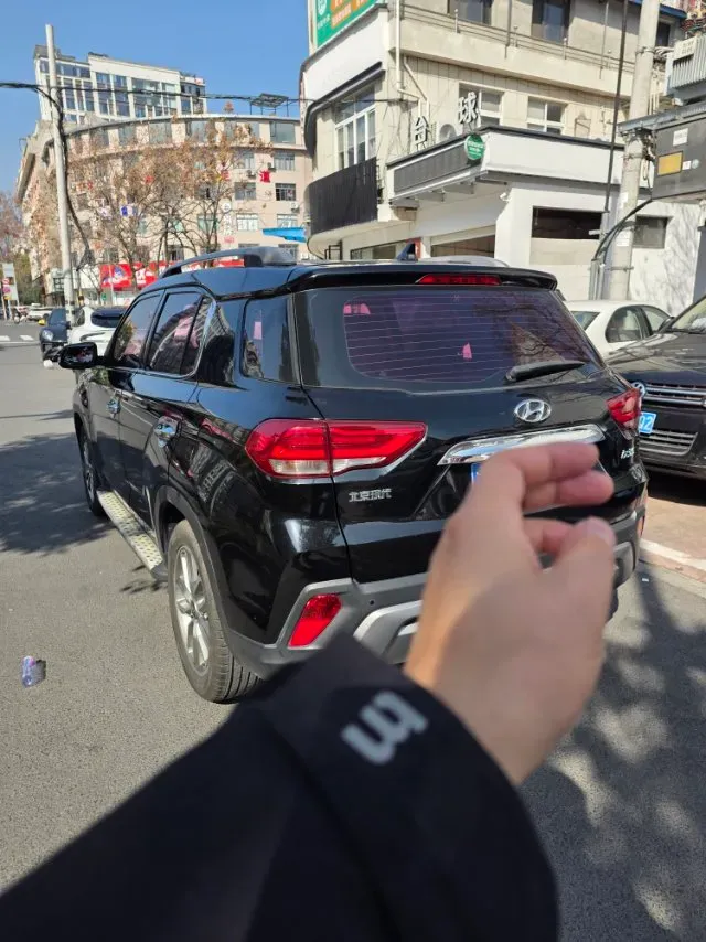 2018 Hyundai ix35 2.0L 160HP L4 6AT,autocango,china used car exporter,china ev exporter,chinese used car exporter,chinese used ev exporter