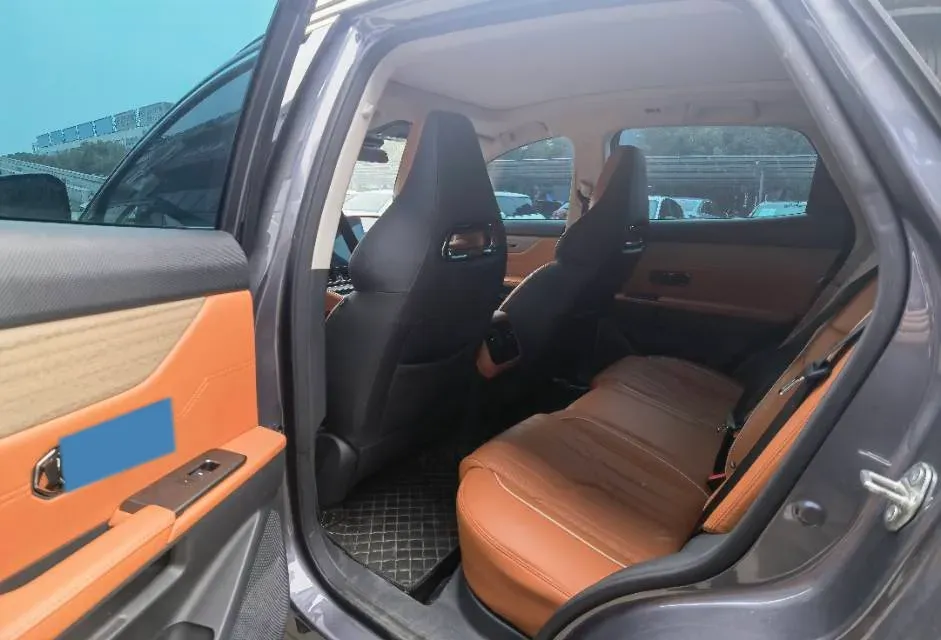 2025 Jetour DASHING 1.5T 184HP L4 7DCT,autocango,china used car exporter,china ev exporter,chinese used car exporter,chinese used ev exporter